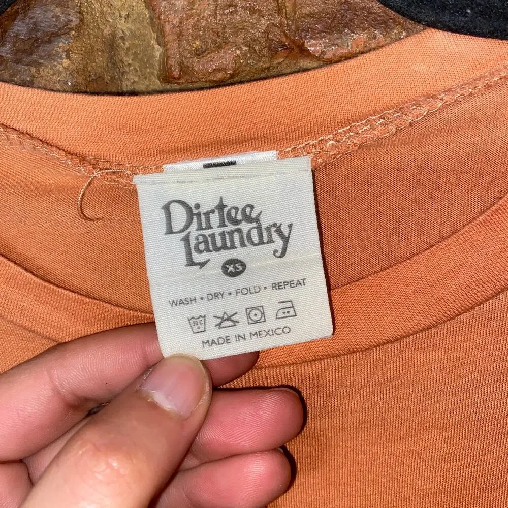 Dirtee Laundry Orange Sunflower Pocket Graphic Short Sleeve Crop Tee Size Xs